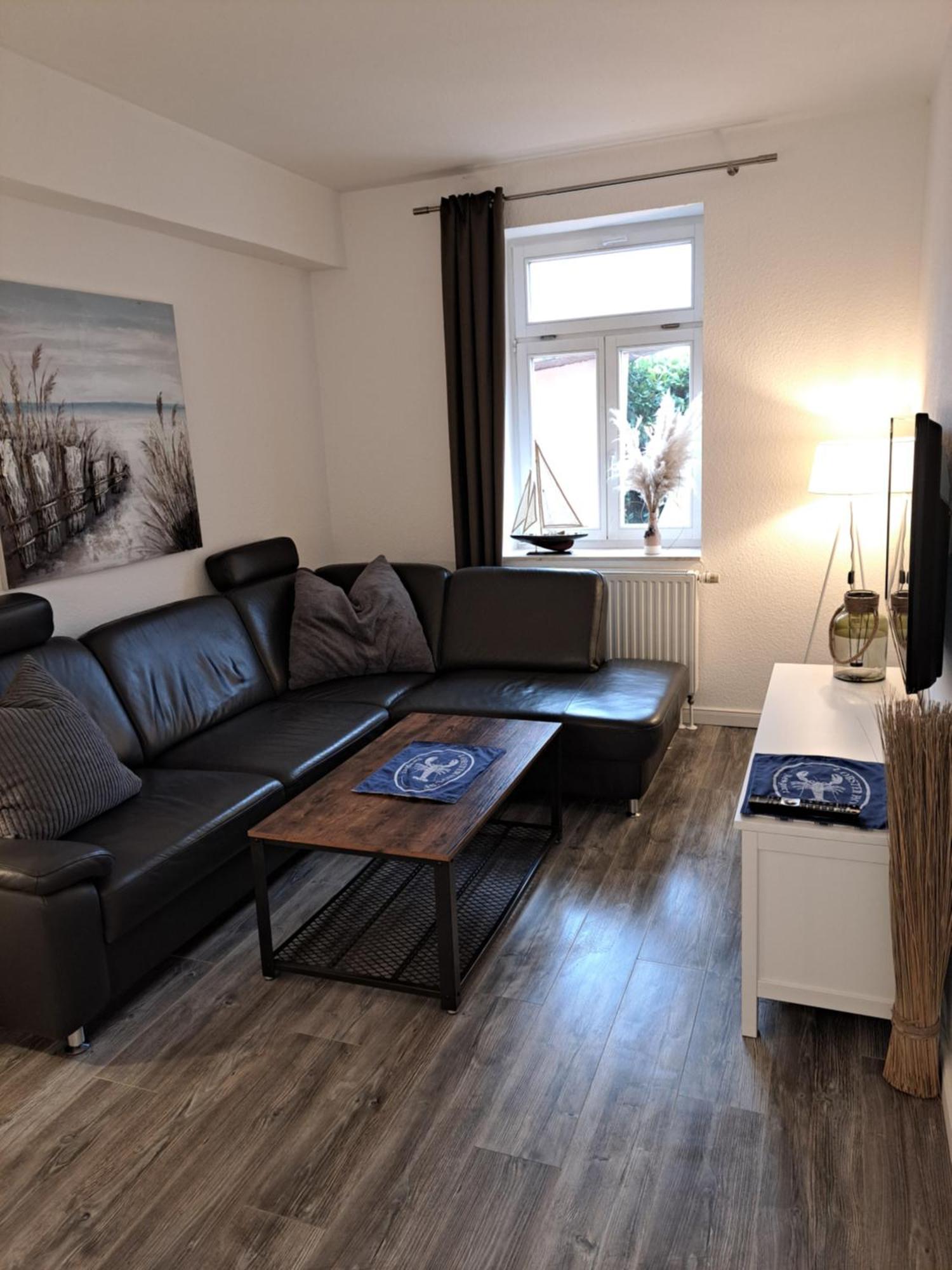 לומה Deutsches Haus Apartments מראה חיצוני תמונה